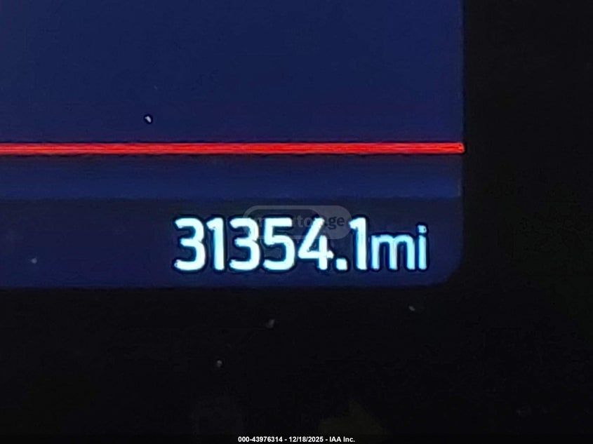 Ford Badlands 4dr 4x4 Manual — миниатюра 13