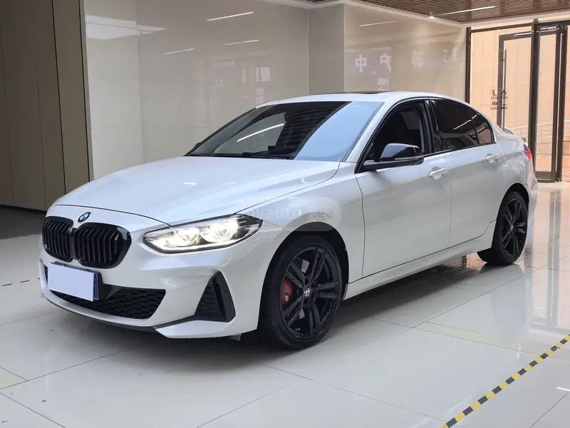 BMW 135 - фото 1