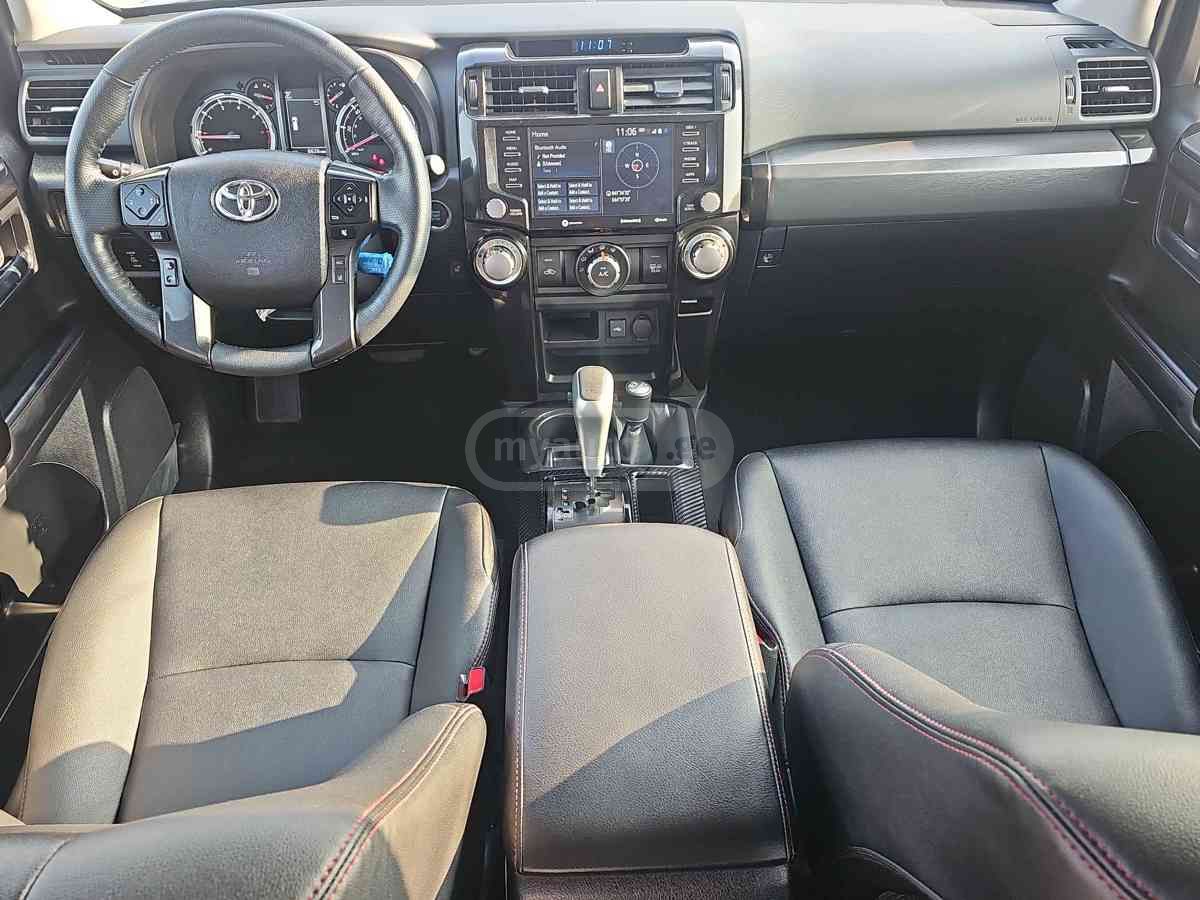 Toyota Toyota 4runner — миниатюра 8