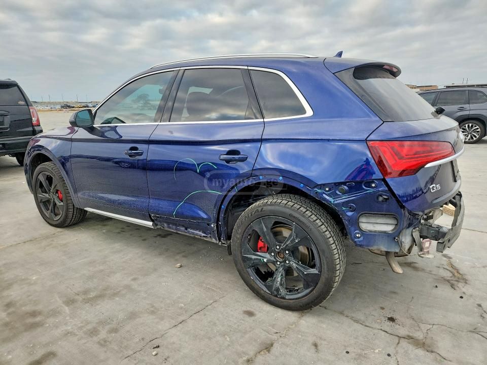 Audi Q5 - фото 1