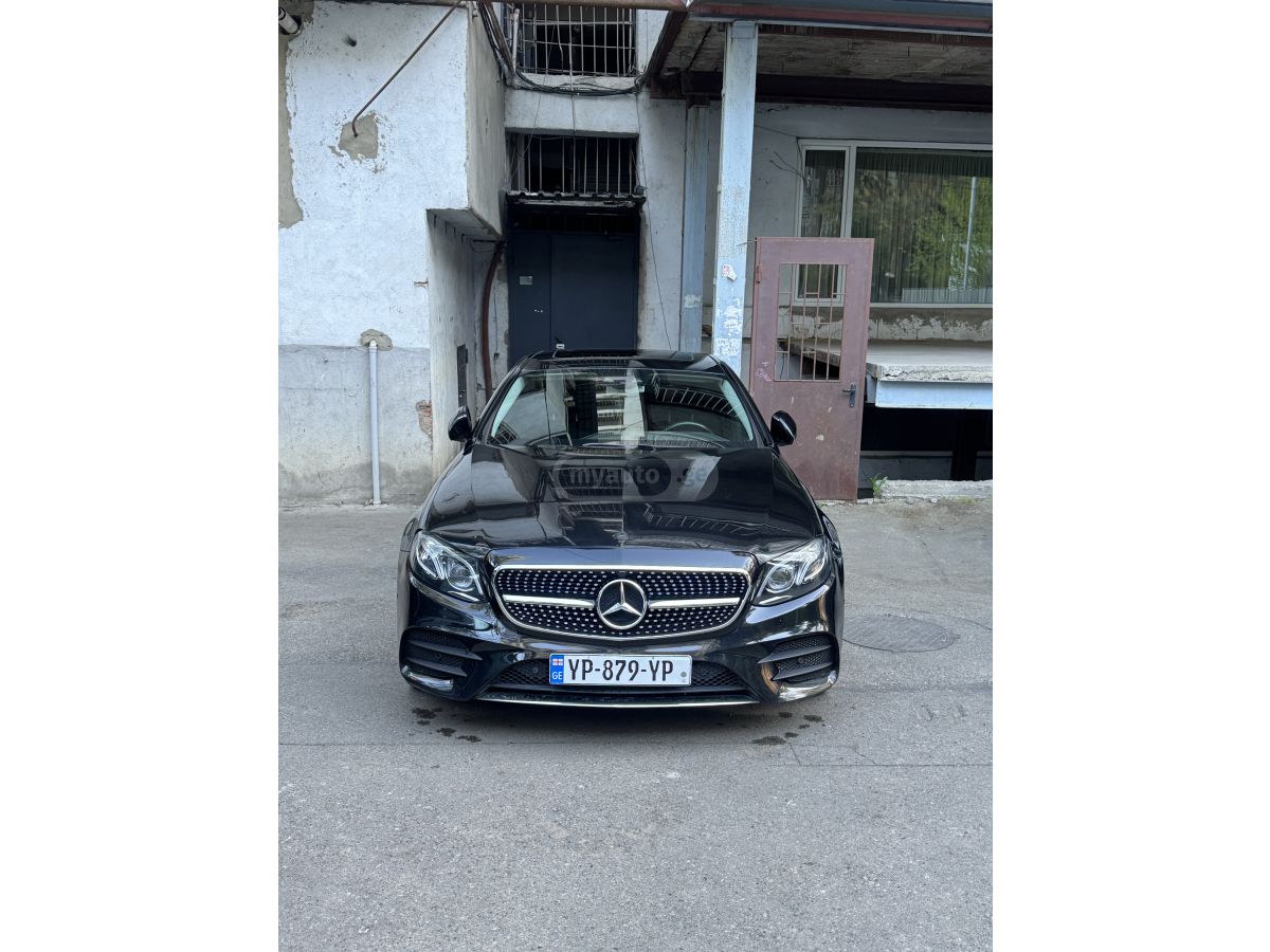 Mercedes-Benz E 220 - фото 10