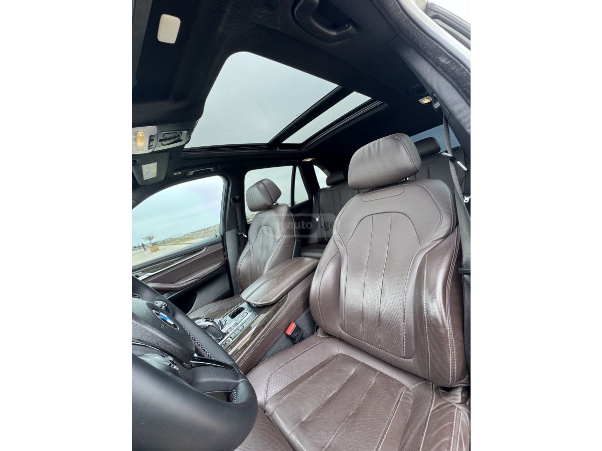 BMW X5 - фото 13