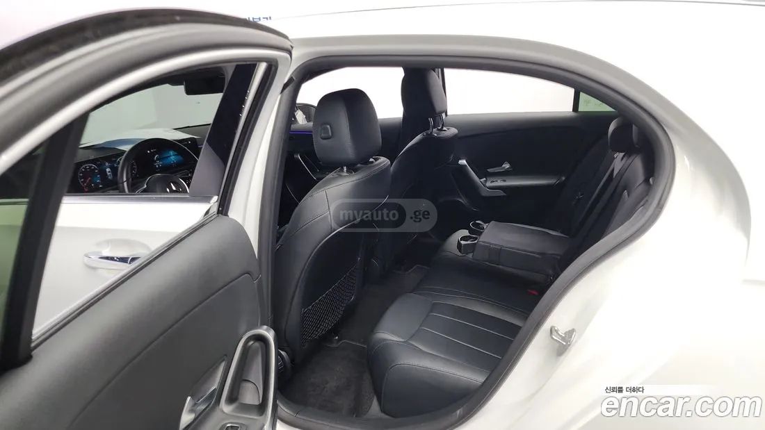 Mercedes-Benz - фото 12