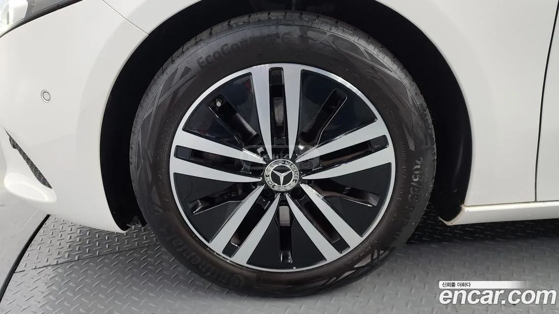 Mercedes-Benz - фото 5