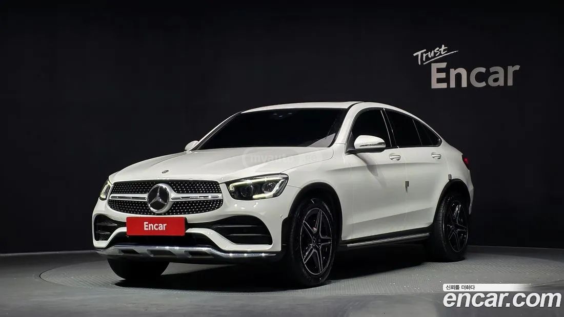 Mercedes-Benz - фото 1