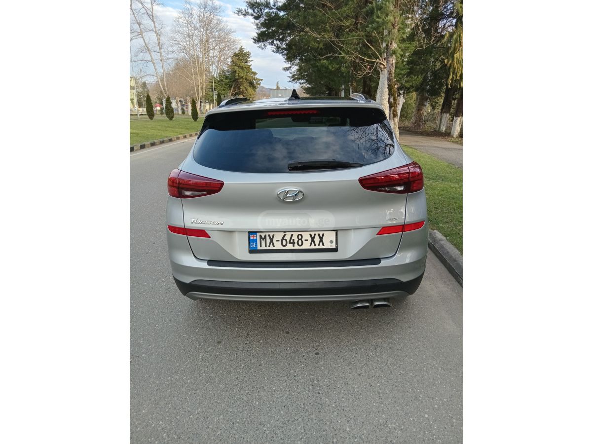 Hyundai Tucson - фото 2