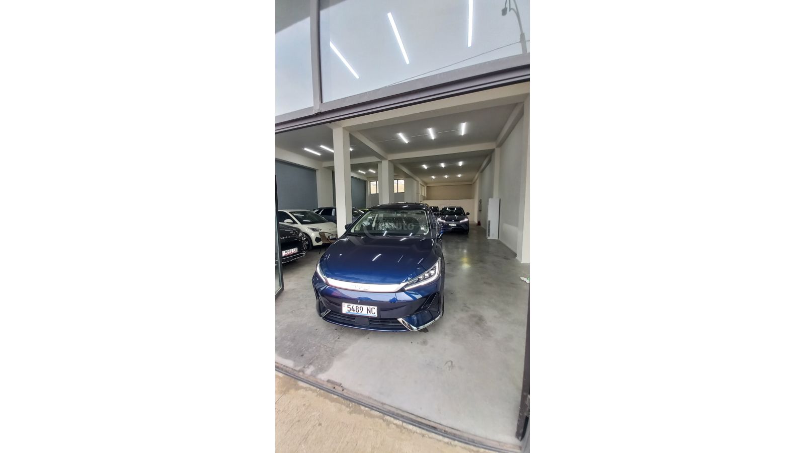 BYD M6 - фото 13