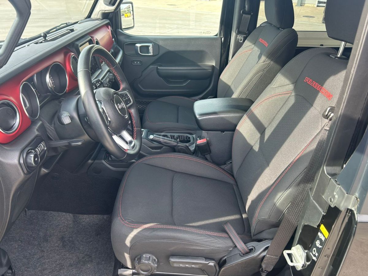 Jeep Wrangler - фото 7