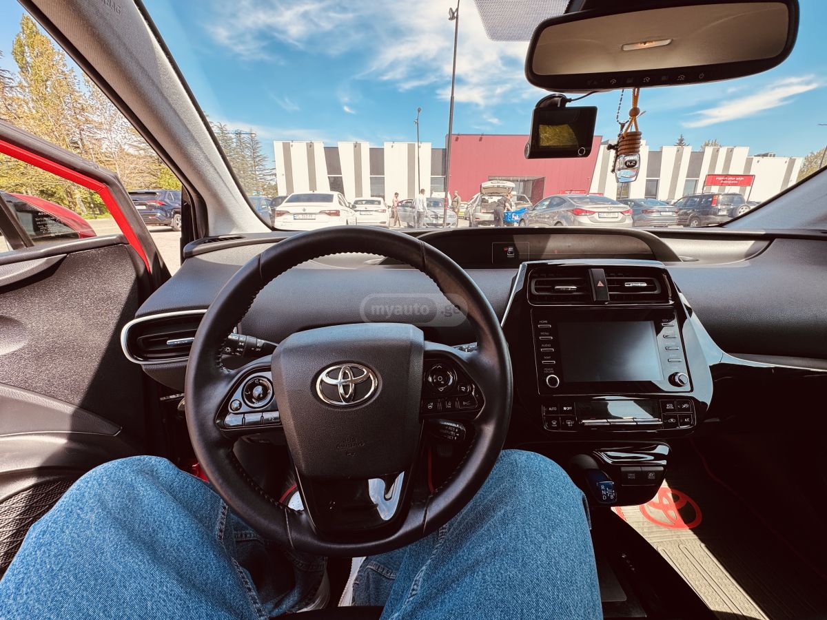 Toyota Prius - фото 14