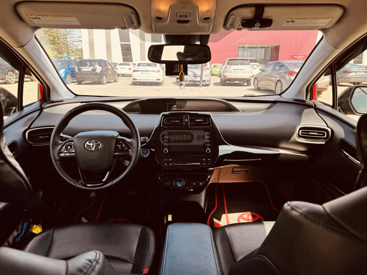 Toyota Prius - фото 9
