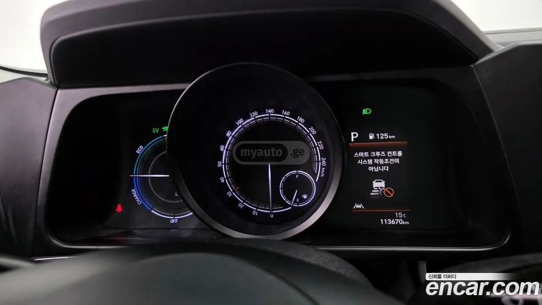 Hyundai Elantra - фото 8