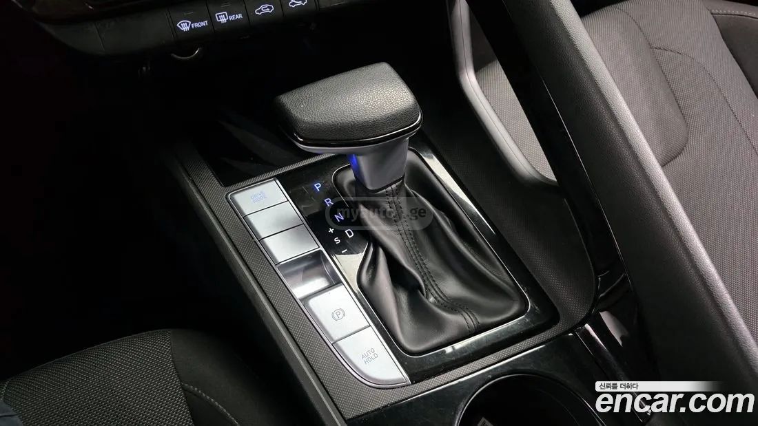 Hyundai Elantra - фото 9