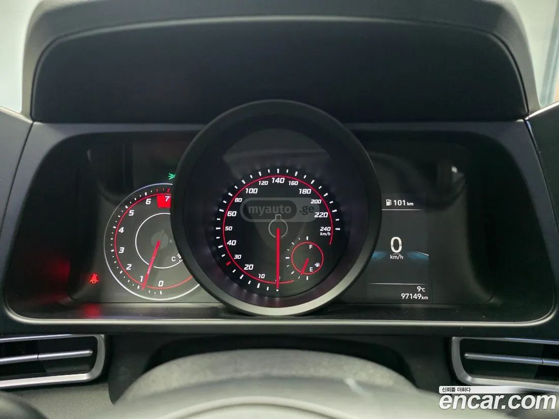 Hyundai Elantra - фото 8