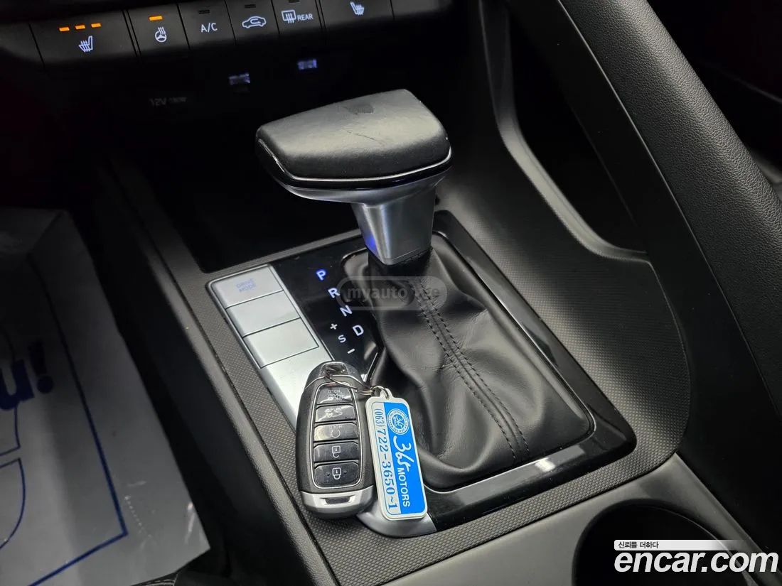 Hyundai Elantra - фото 9