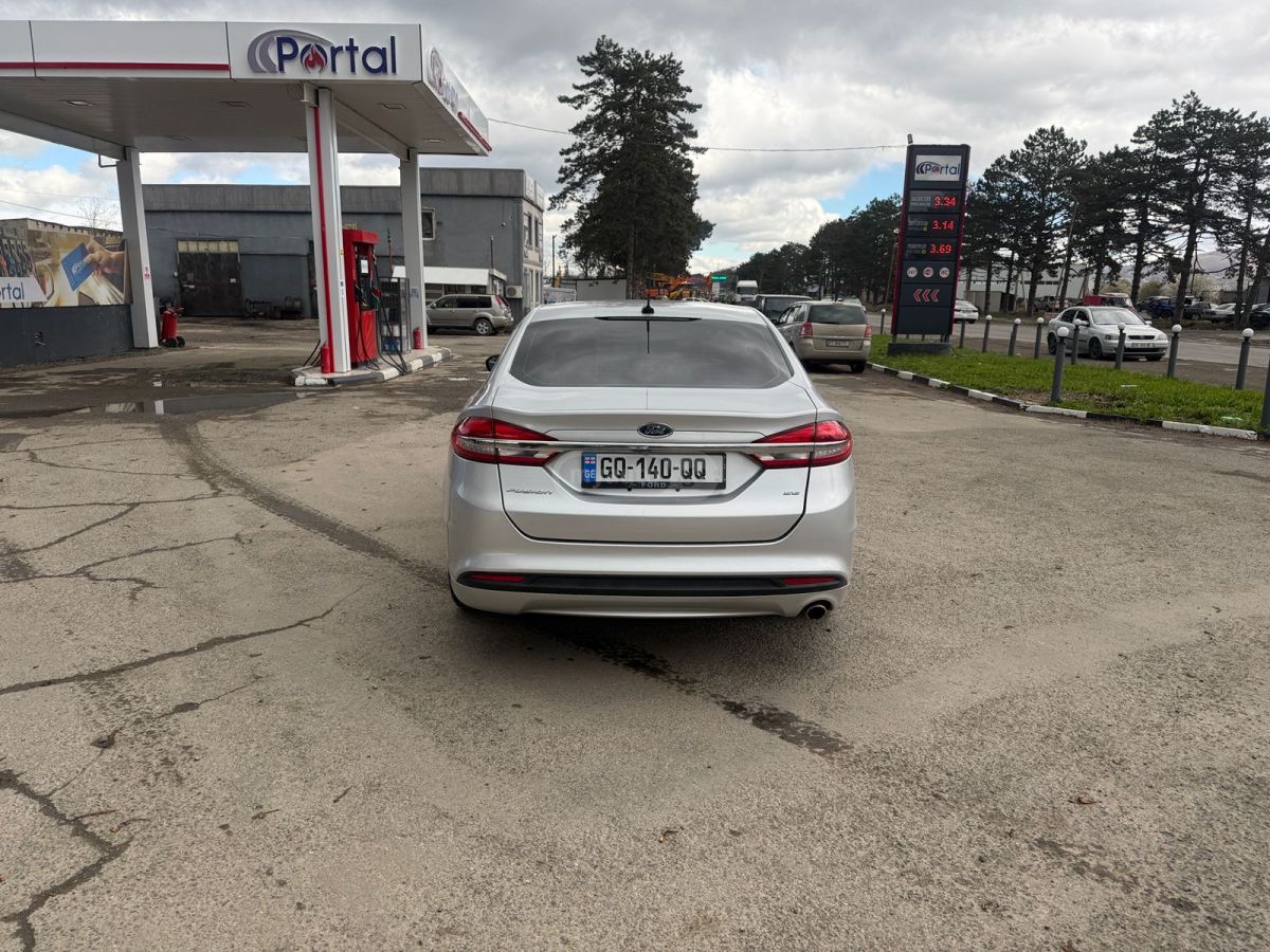 Ford Fusion - фото 15