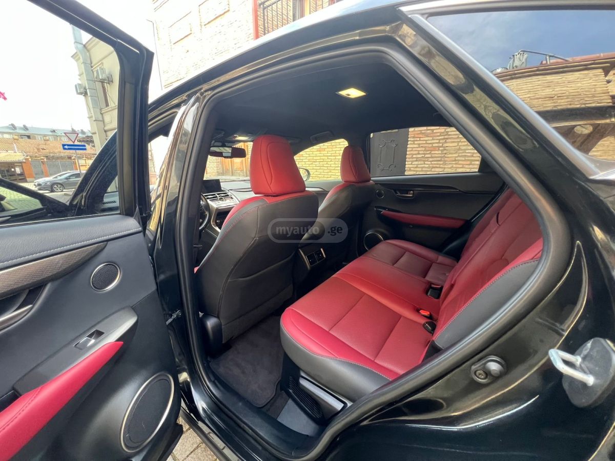 Lexus NX 300 - фото 11