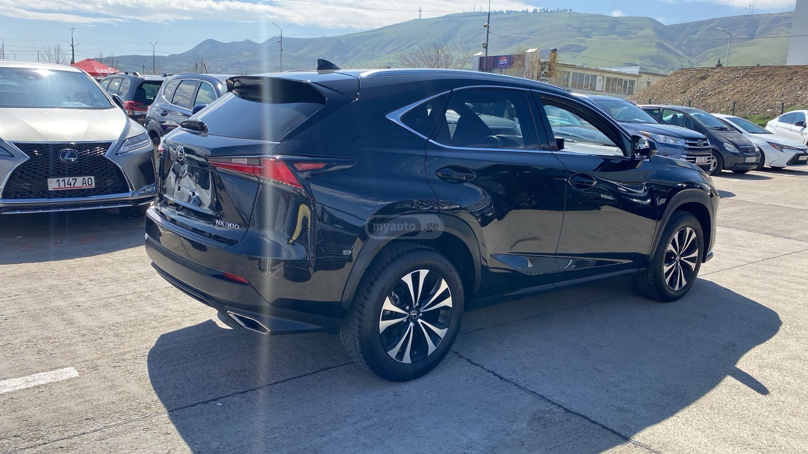 Lexus NX 300 - фото 5