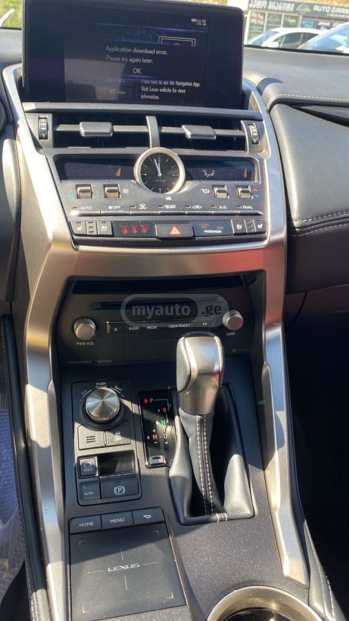 Lexus NX 300 - фото 9