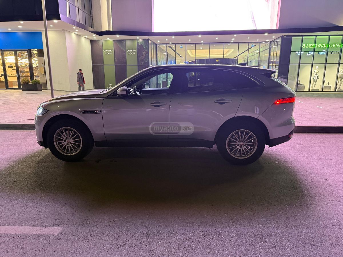 Jaguar F-Pace - фото 2