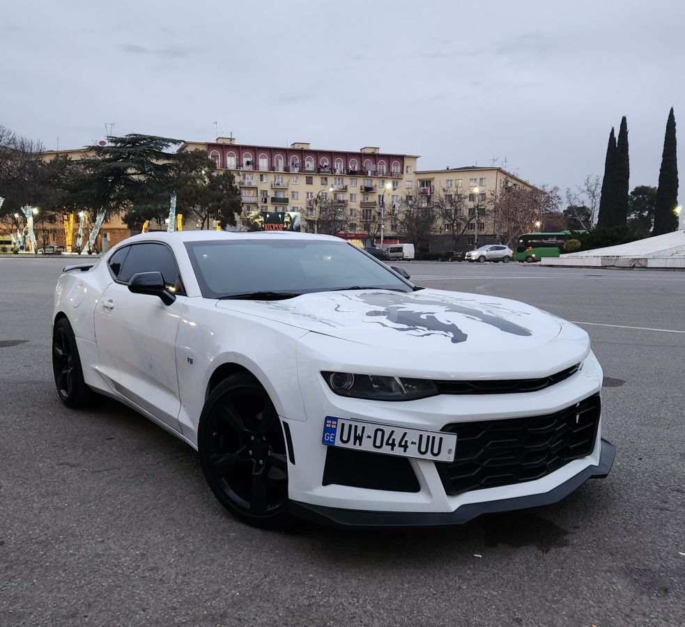 Chevrolet Camaro - фото 1