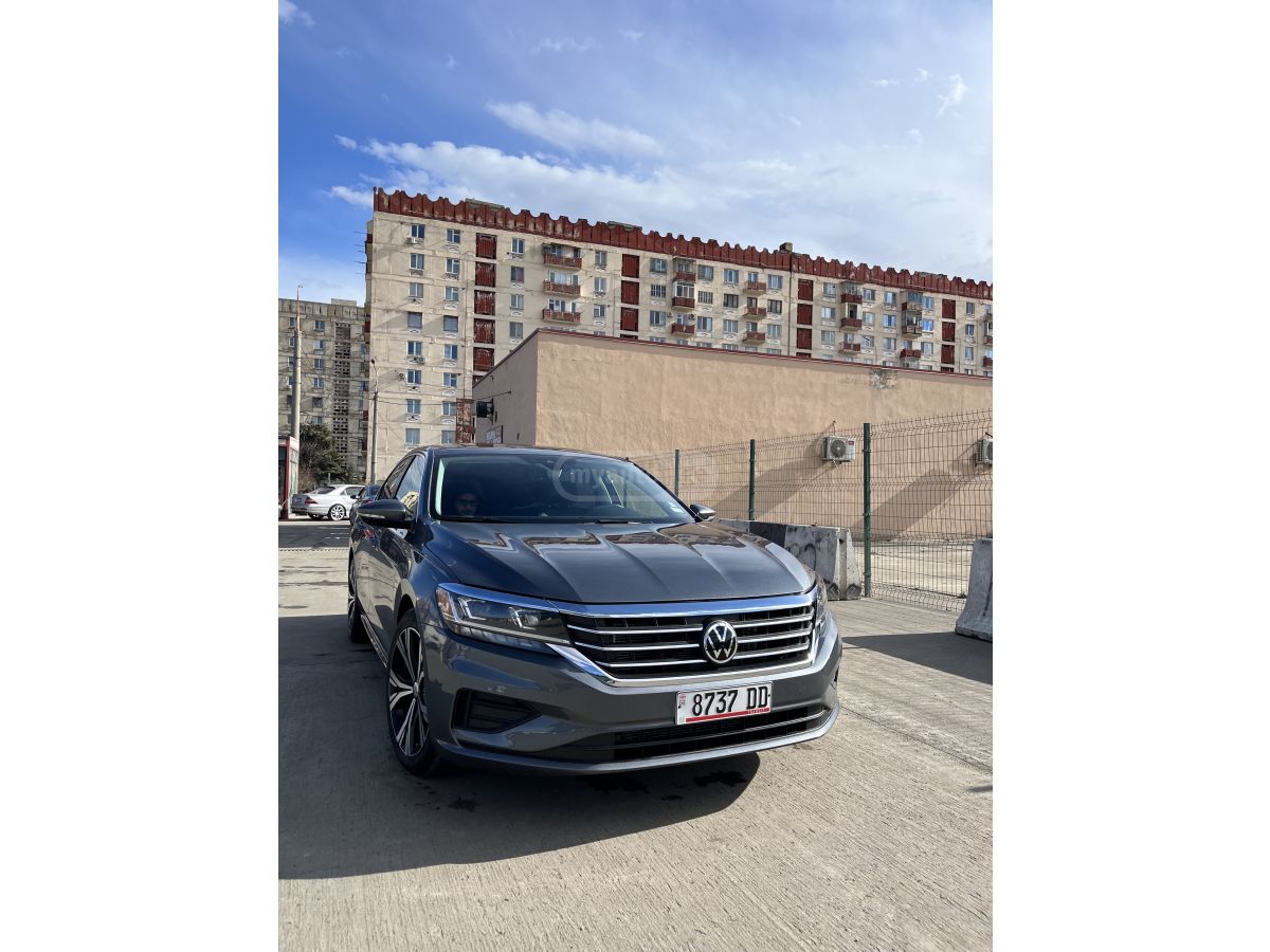 Volkswagen Passat - фото 1