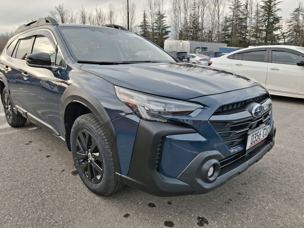 Subaru Base 4dr All-Wheel Drive CVT — миниатюра 1