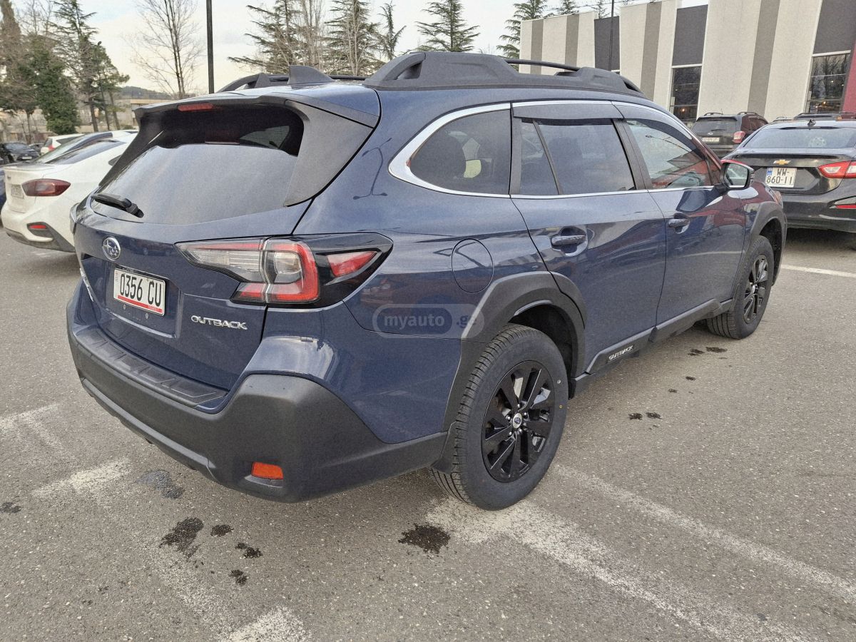 Subaru Base 4dr All-Wheel Drive CVT — миниатюра 7