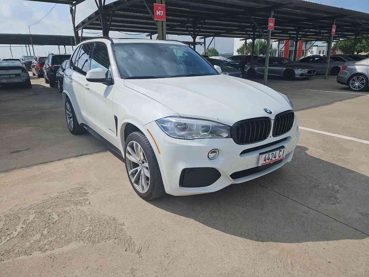 BMW X5 - фото 5