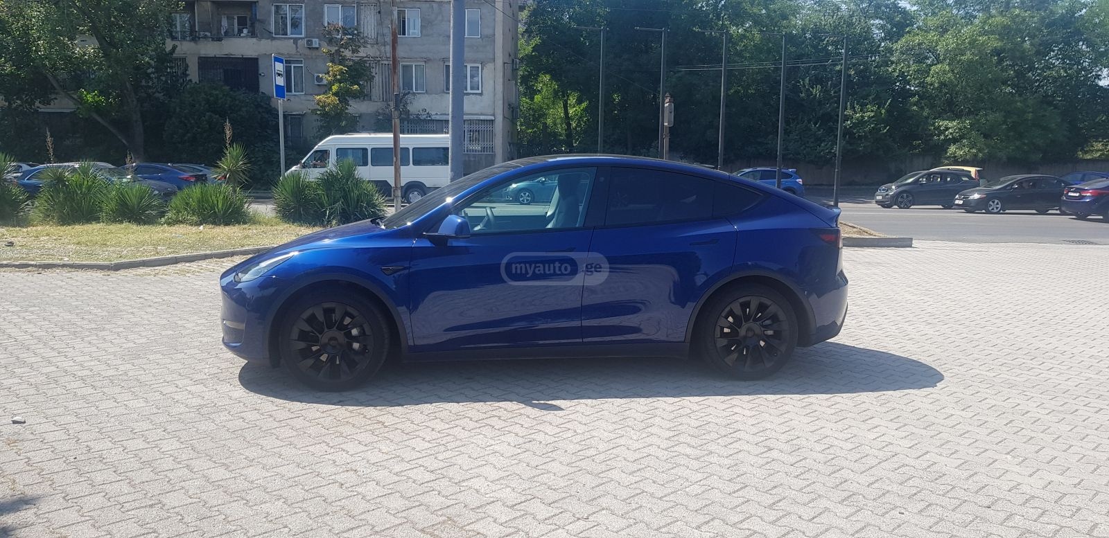 Tesla long rang dual motor — миниатюра 2