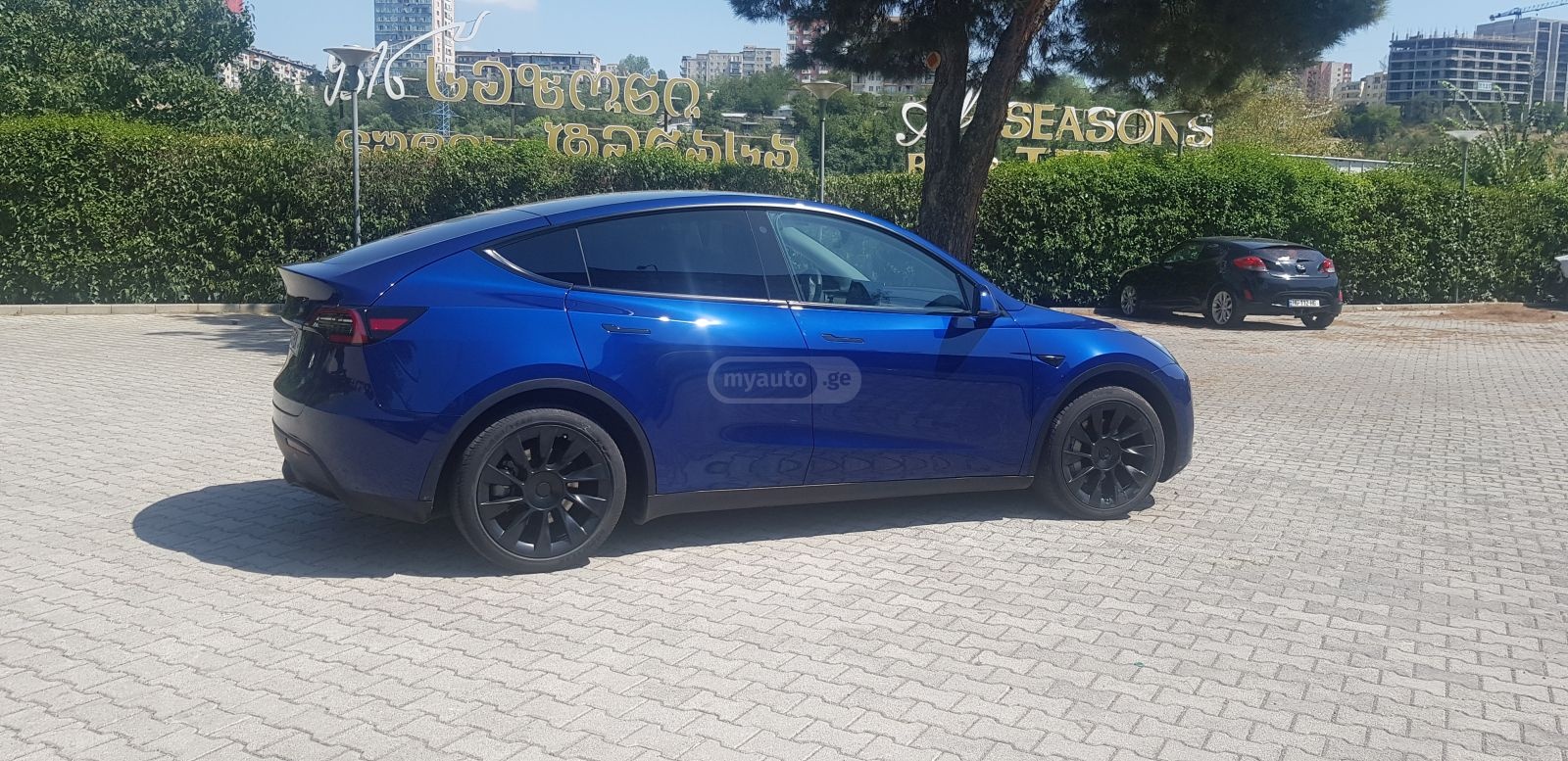 Tesla long rang dual motor — миниатюра 3