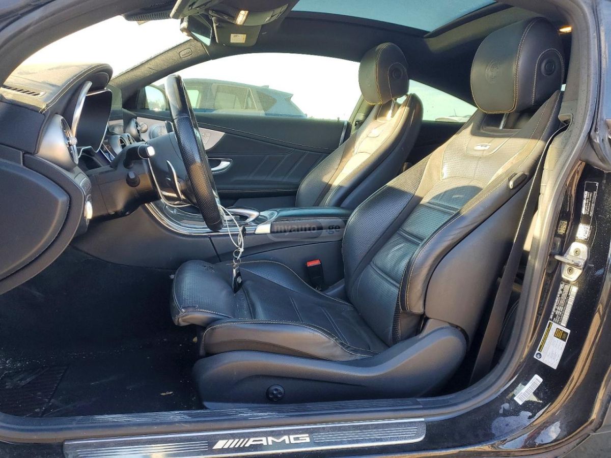 Mercedes-Benz C 63 AMG - фото 6