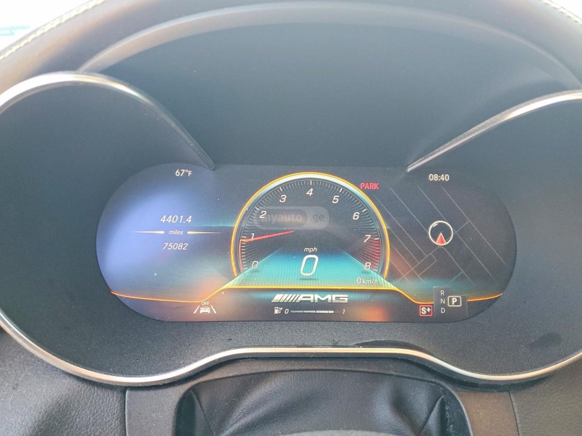 Mercedes-Benz C 63 AMG - фото 8