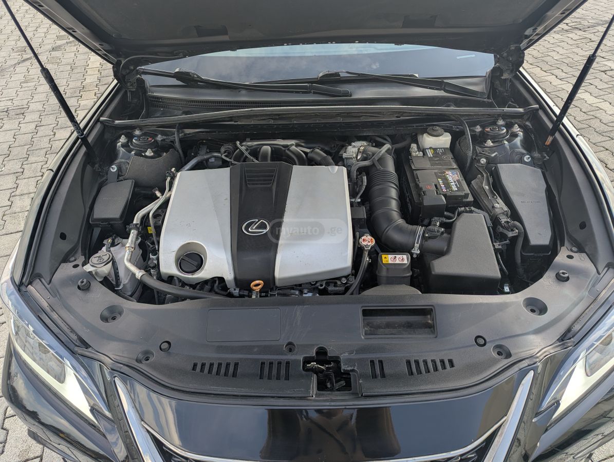 Lexus F SPORT 4dr Sedan Automatic — миниатюра 11