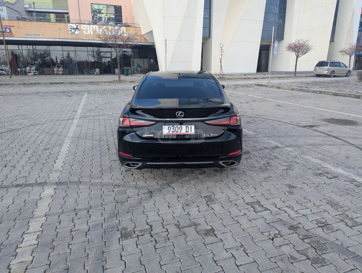 Lexus F SPORT 4dr Sedan Automatic — миниатюра 4