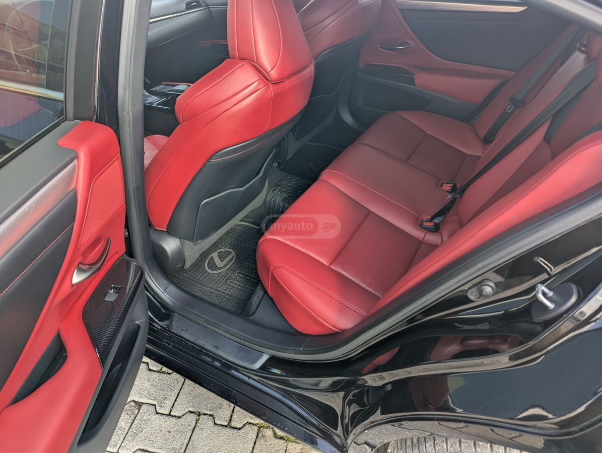 Lexus F SPORT 4dr Sedan Automatic — миниатюра 8