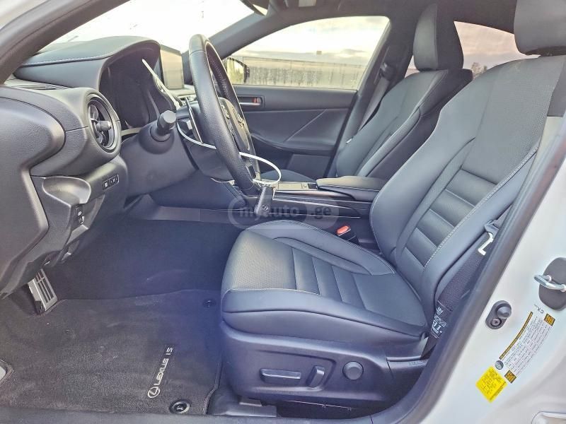 Lexus IS 350 2024 — миниатюра 7