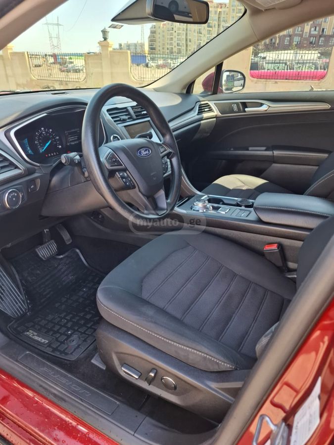 Ford Fusion - фото 6