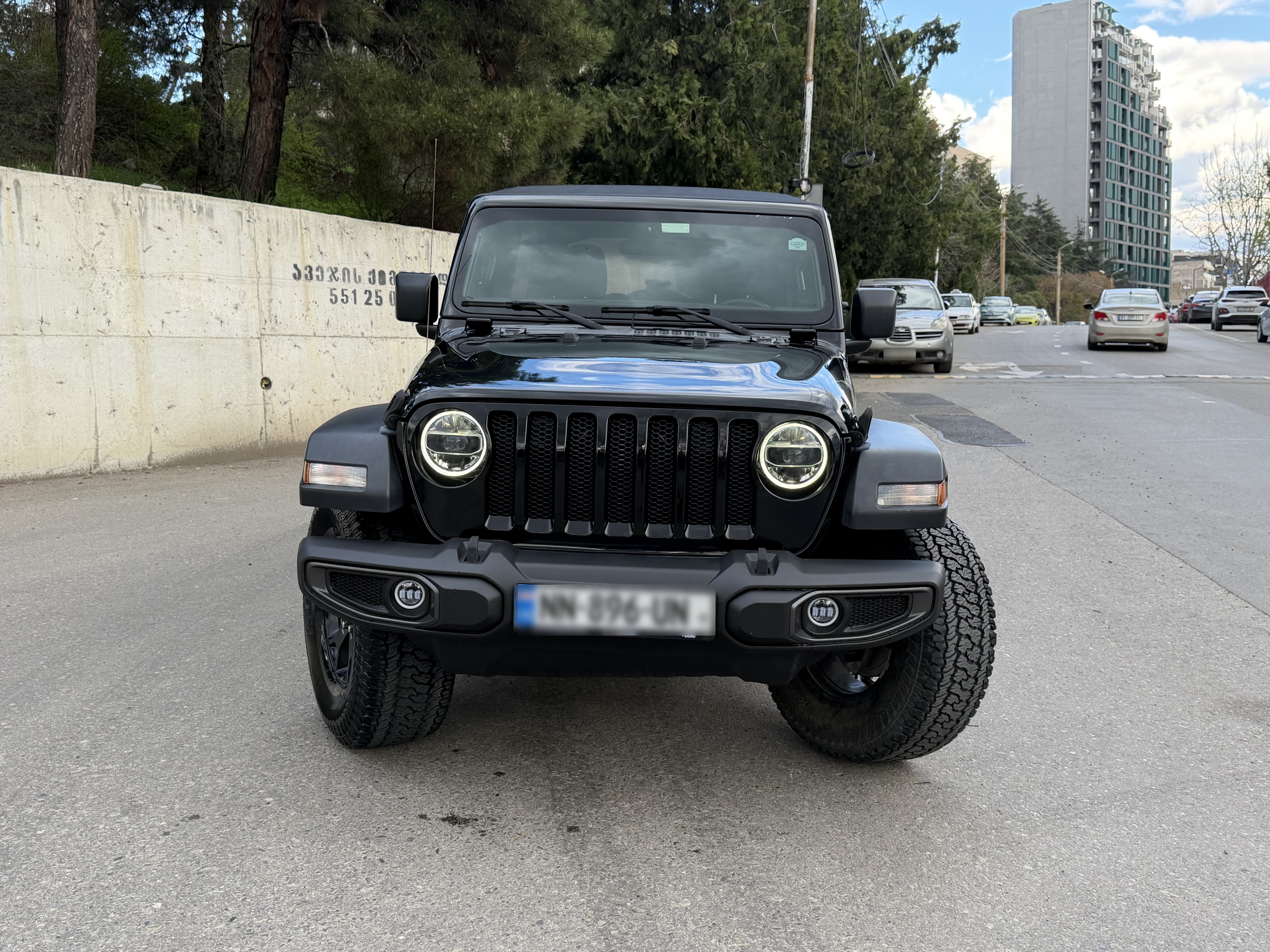 Jeep Wrangler - фото 1
