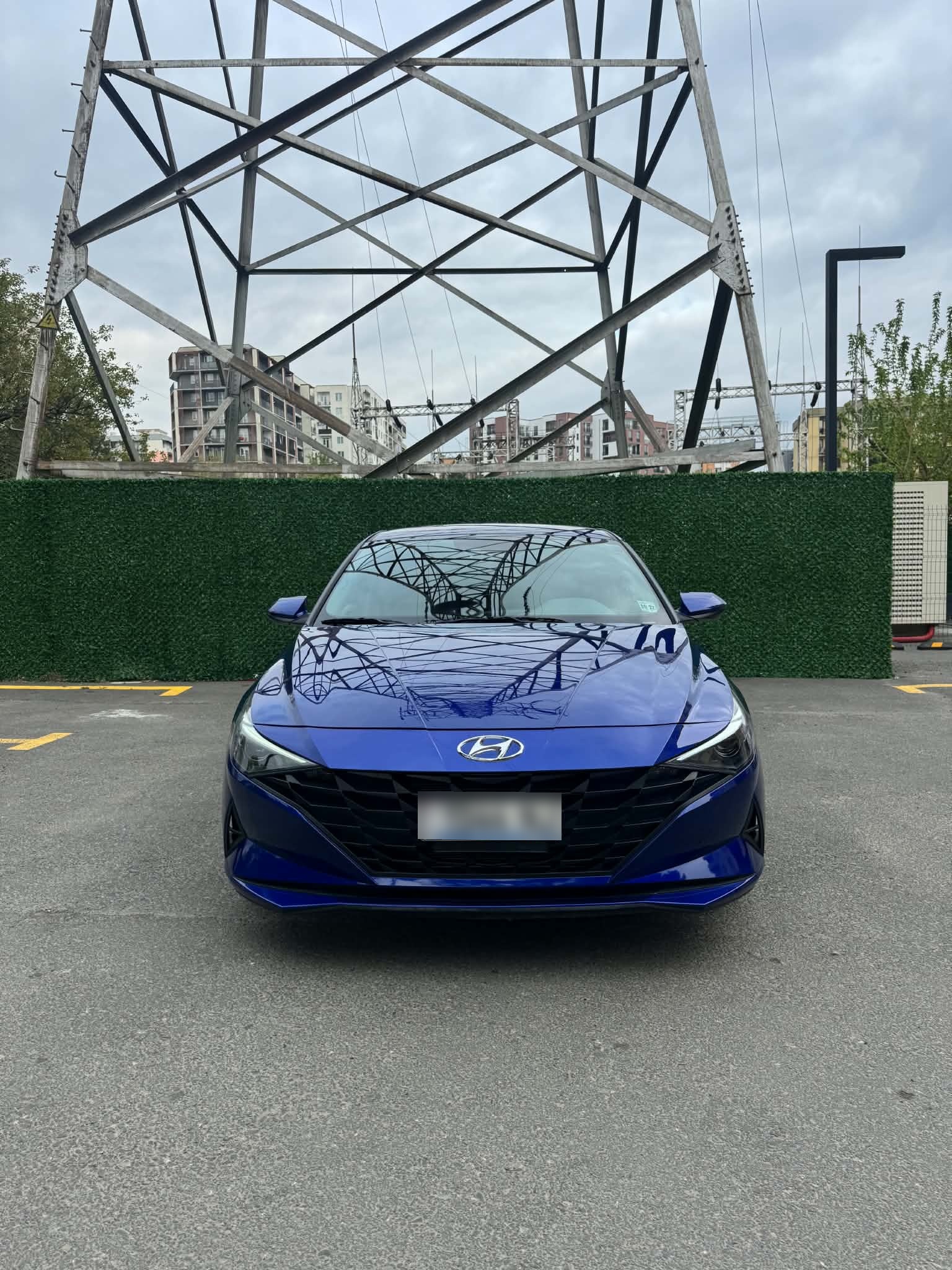 Hyundai Elantra - фото 2