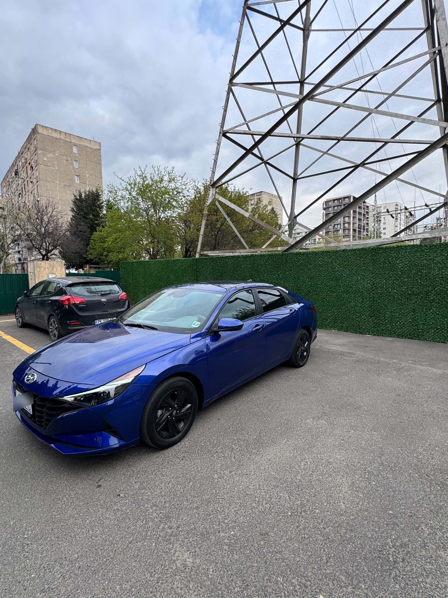 Hyundai Elantra - фото 3