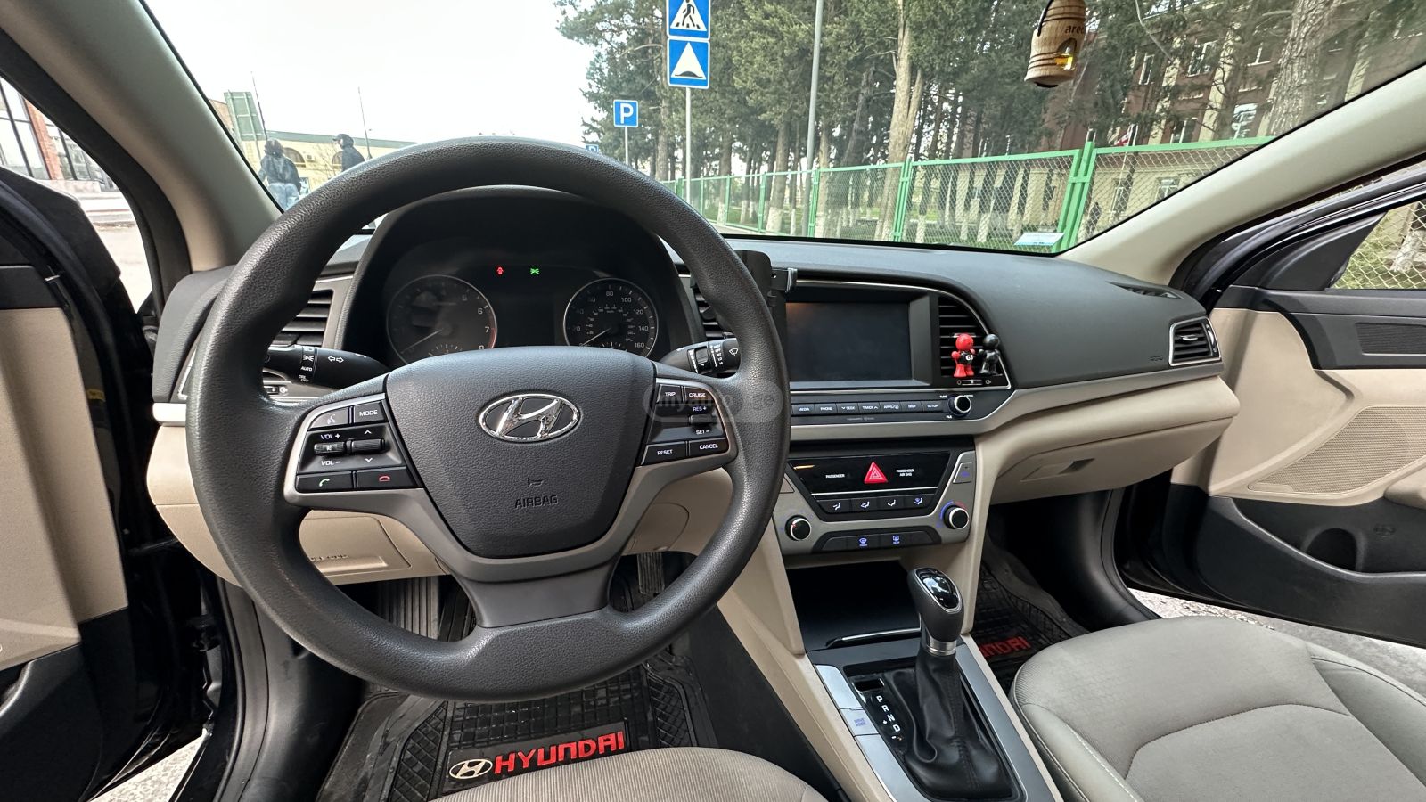 Hyundai Elantra - фото 5