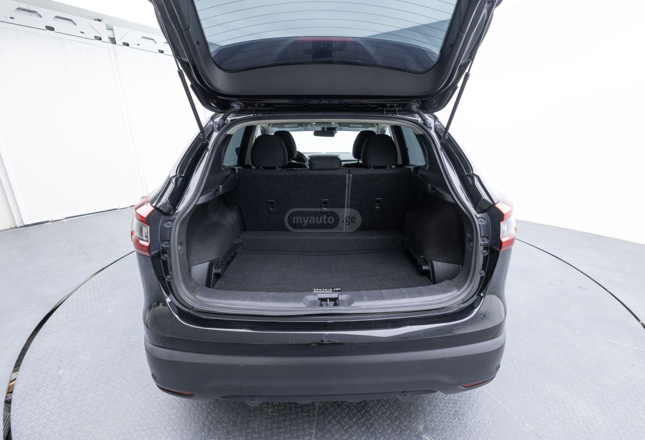 Nissan Rogue - фото 10