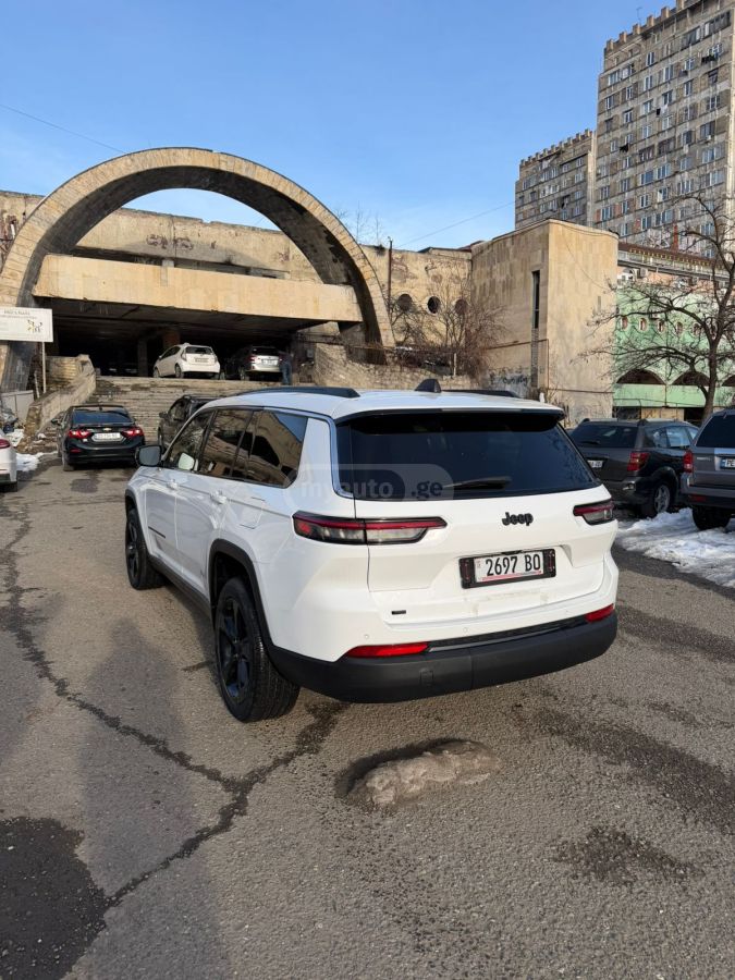 Jeep Grand Cherokee - фото 6