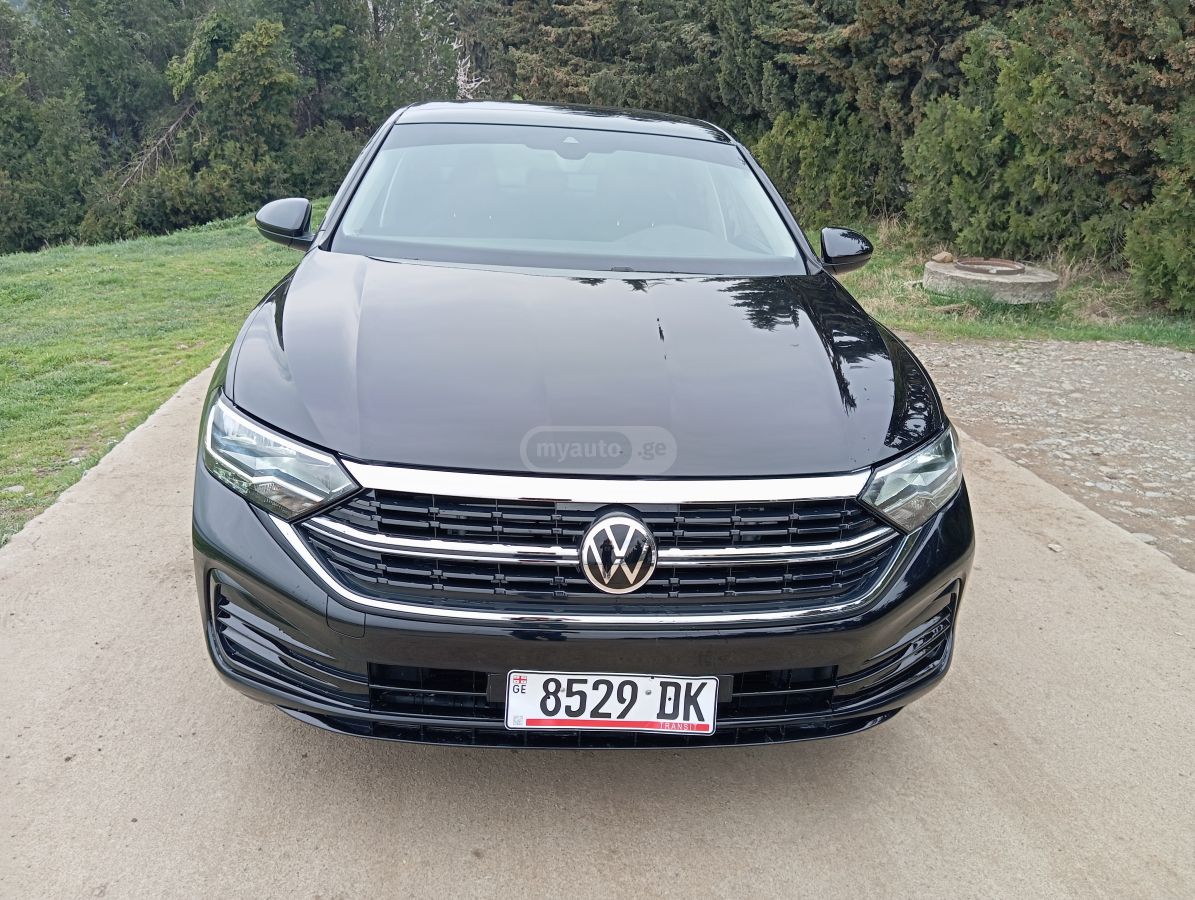 Volkswagen Jetta - фото 4