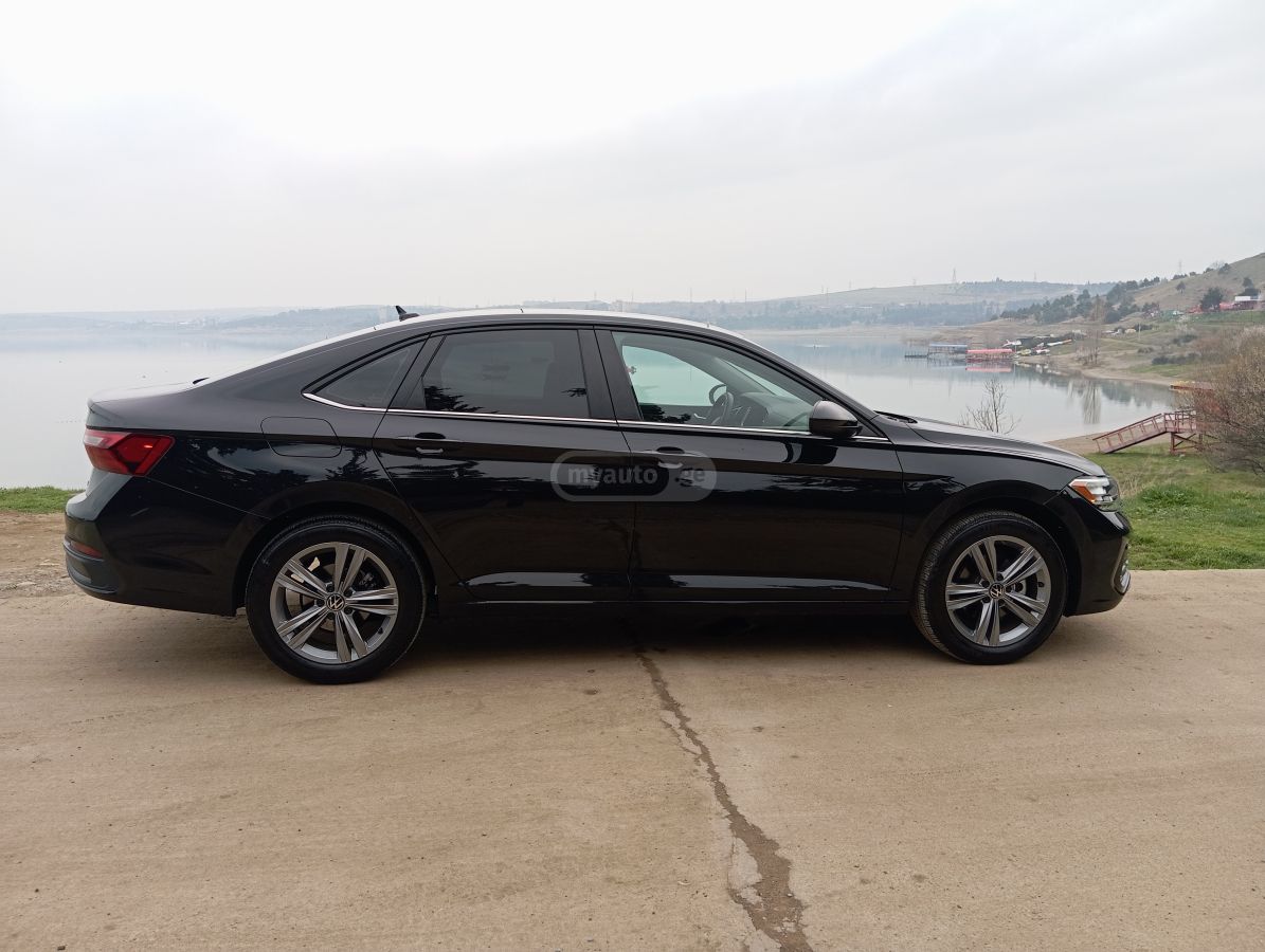 Volkswagen Jetta - фото 7