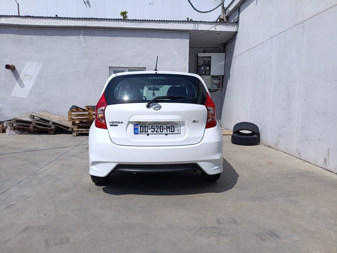 Nissan Versa - фото 10
