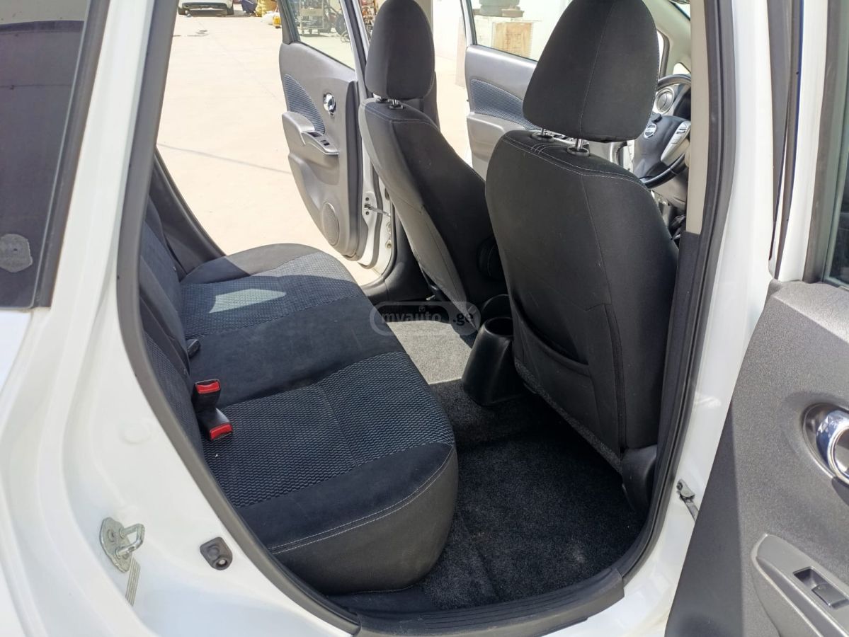 Nissan Versa - фото 4