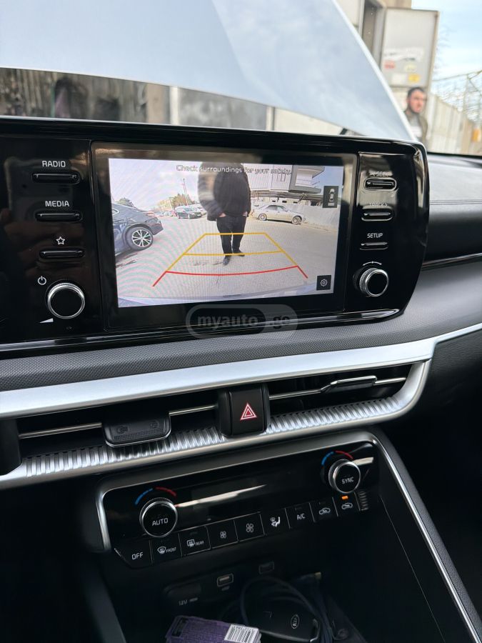 Kia K5 - фото 10