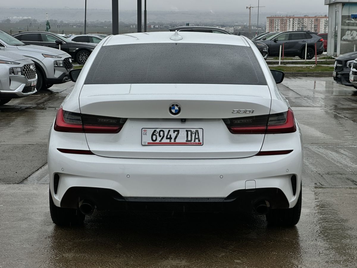 BMW  — миниатюра 5