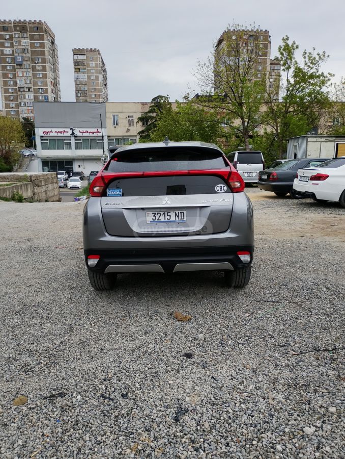 Mitsubishi Eclipse - фото 6